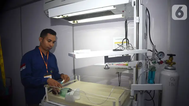 Melihat Fasilitas Rumah Sakit Apung Nusa Waluya II