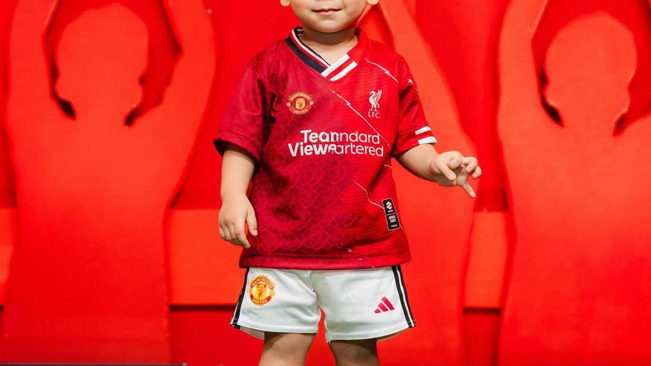 Potret Lucu Abang L Anak Lesti Kejora Cosplay, Mulai Avengers Sampai Pemain Manchester United