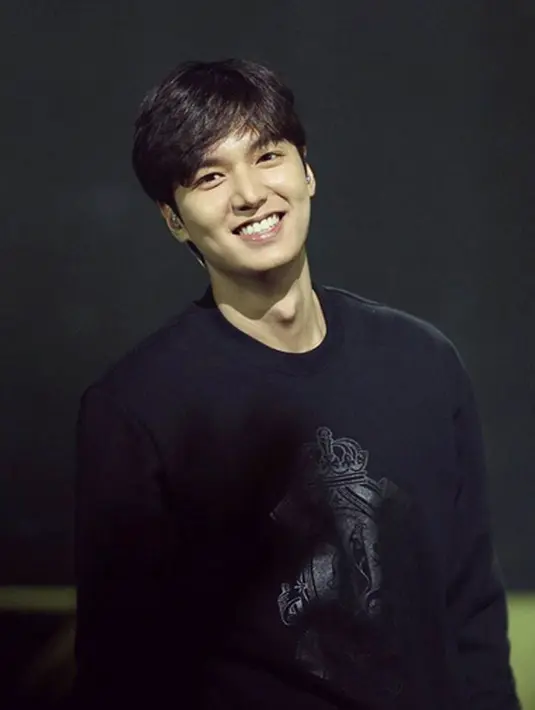 Saat menjalani wamil, Lee Min Ho memang akan terisolasi dari dunia luar, terlebih hal ini akan mereka hadapi selama Lee Min Ho menjalani wamil, yakni selama dua tahun  ke depan. (Instagram/actorleeminho)