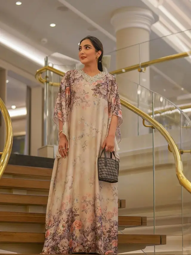 Potret Terbaru Ashanty Tampil Anggun dengan Gamis Panjang, Simpel tapi Elegan