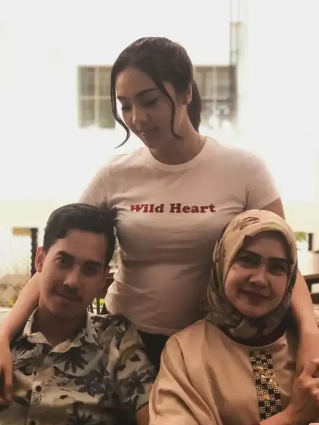 Ibunda Anya Geraldine (Instagram/anyageraldine)