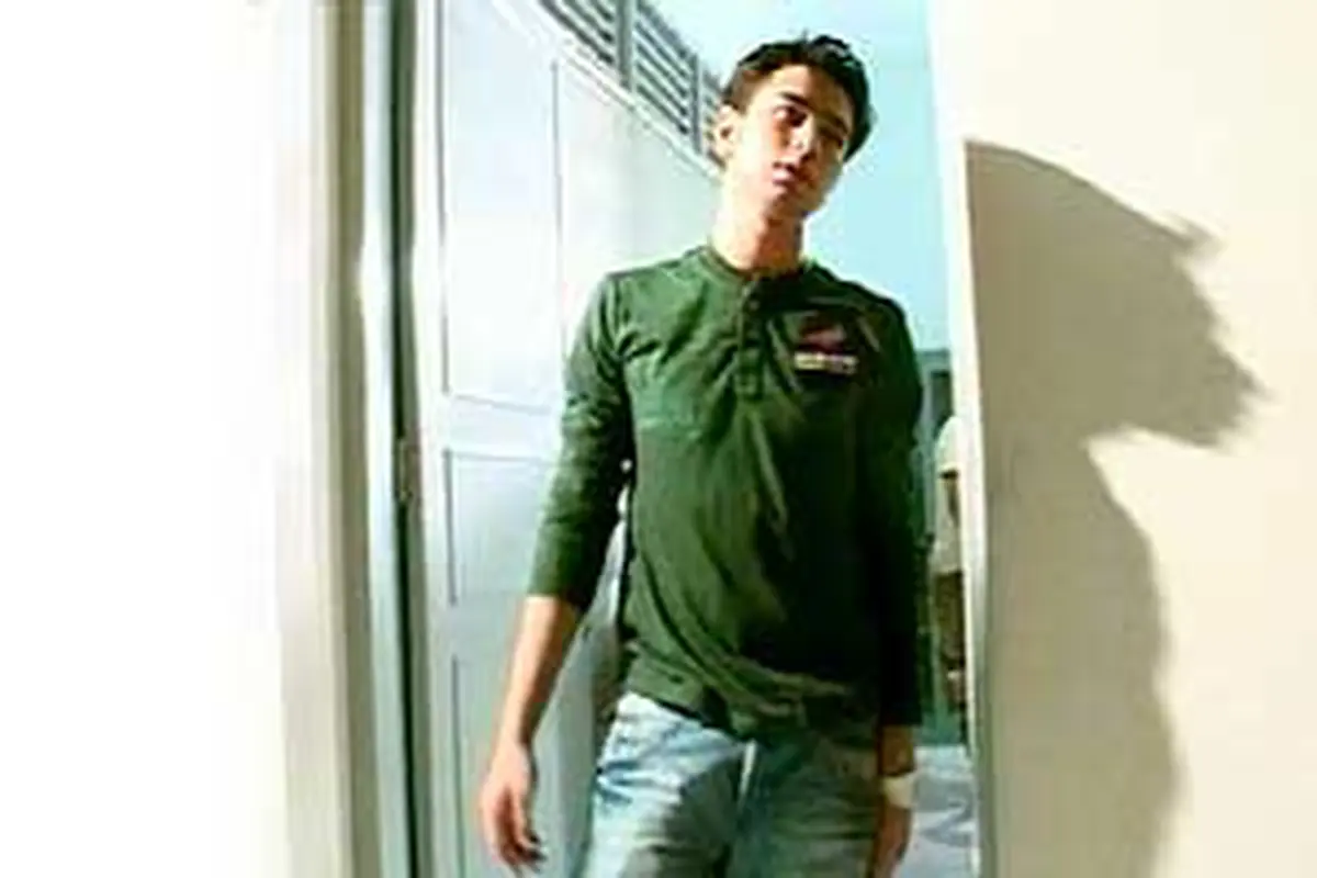 hot111007rafi_lg.jpg
