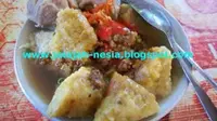 Gurihnya Ketupat Ketheg Peninggalan Pemerintahan Giri Kedathon