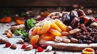 Ilustrasi buah kering (iStockphoto)