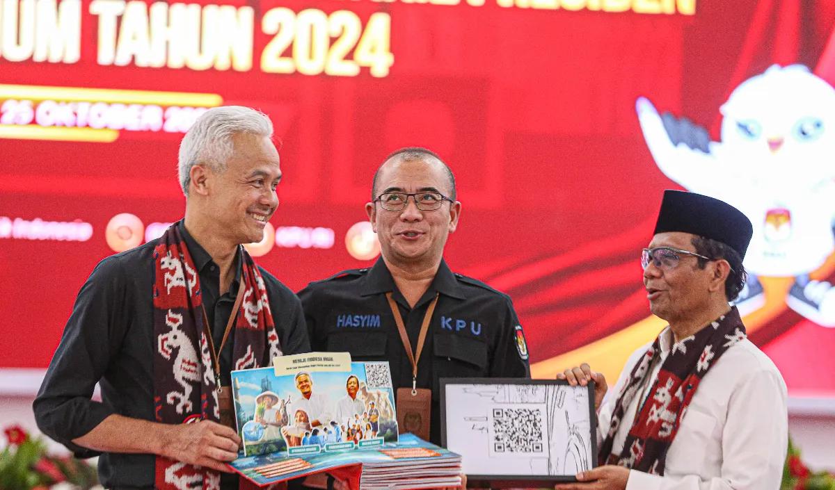 Selain itu memperbaiki yang kurang menurut Ganjar mencegah korupsi dengan digitalisasi menjadi salah satu poin penting dan visi misinya.<br>