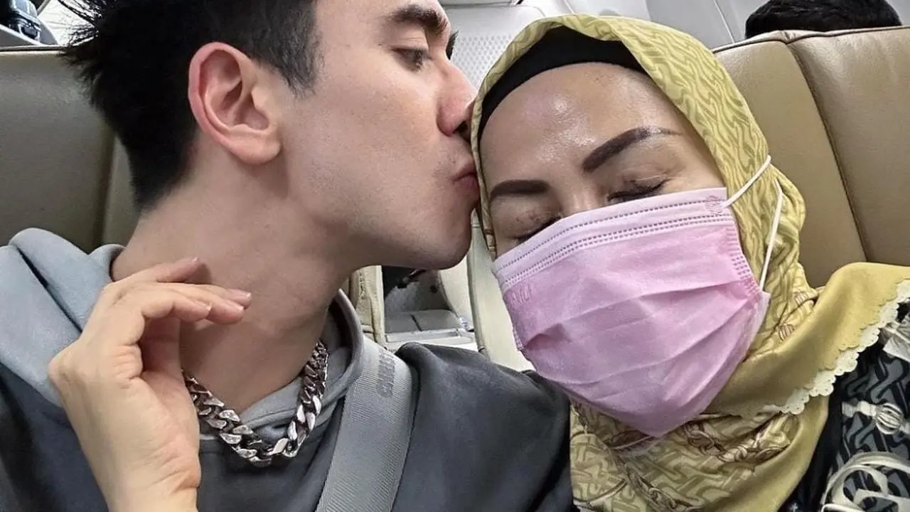 Ditemani Verrell Bramasta, Mata Bengkak Venna Melinda Usai Alami KDRT Jadi Sorotan