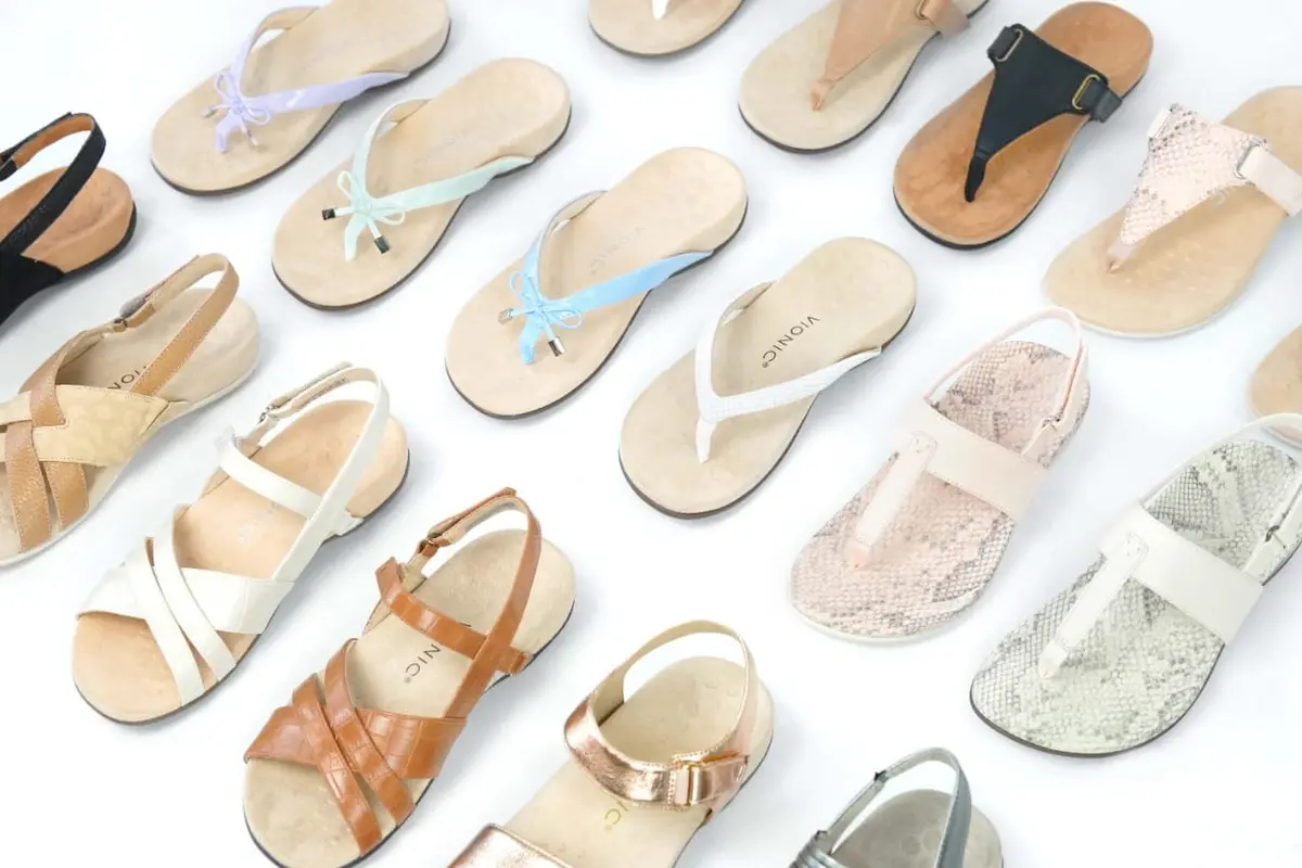 Sandal dan sepatu