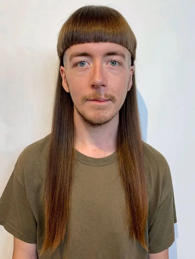 model rambut absurd