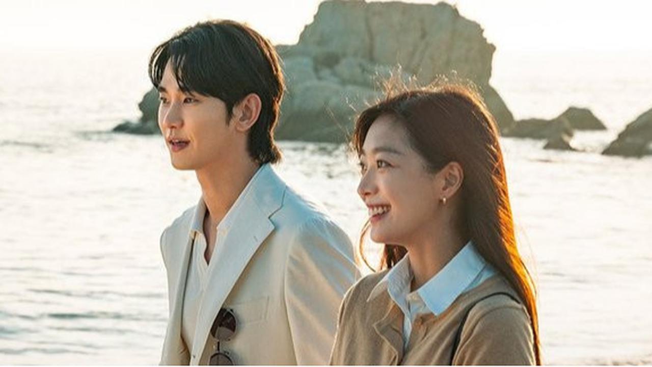 Kim Soo Hyun dan Jo Bo Ah Siap Bersinar dalam Drama Disney+ 'Knock Off', Tayang di 2025