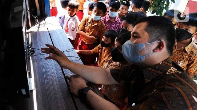 Antusias Anak-Anak Berinternet Sehat