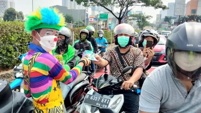 Satlantas Polres Metro Depok Ajak Warga Ikut Vaksinasi Merdeka