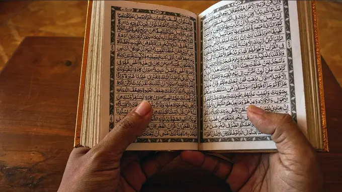 Kelebihan Al-Qur’an Digital: Praktis dan Fiturnya Lengkap