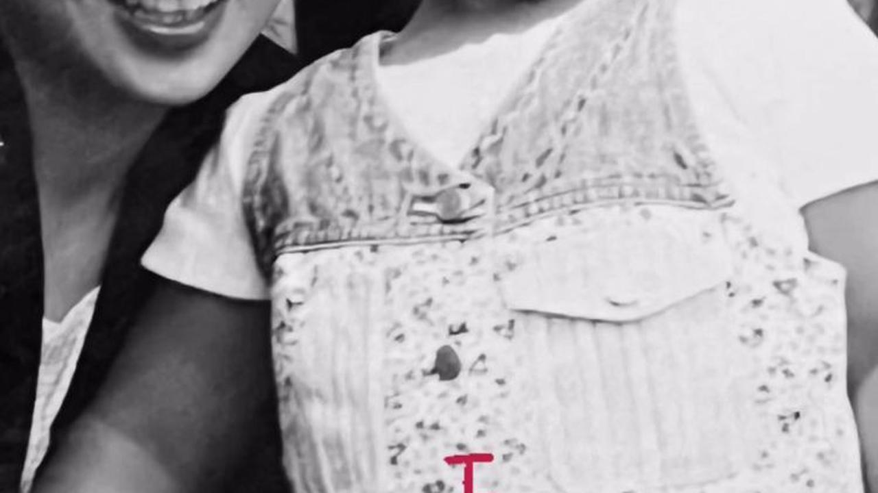 Sebagai ibu kandung, Annisa juga terkadang mengunjungi putri pertamanya ini.