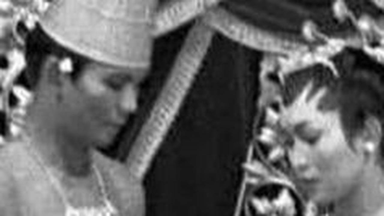 Foto Lawas Titiek Soeharto Sebelum Akad Nikah, Cantik Banget Lagi Dirias Paes