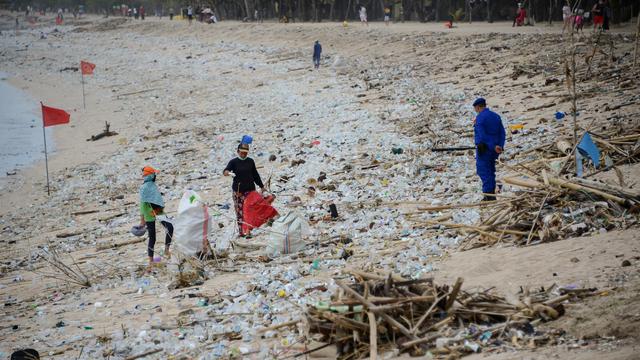 Suasana Pantai Kuta