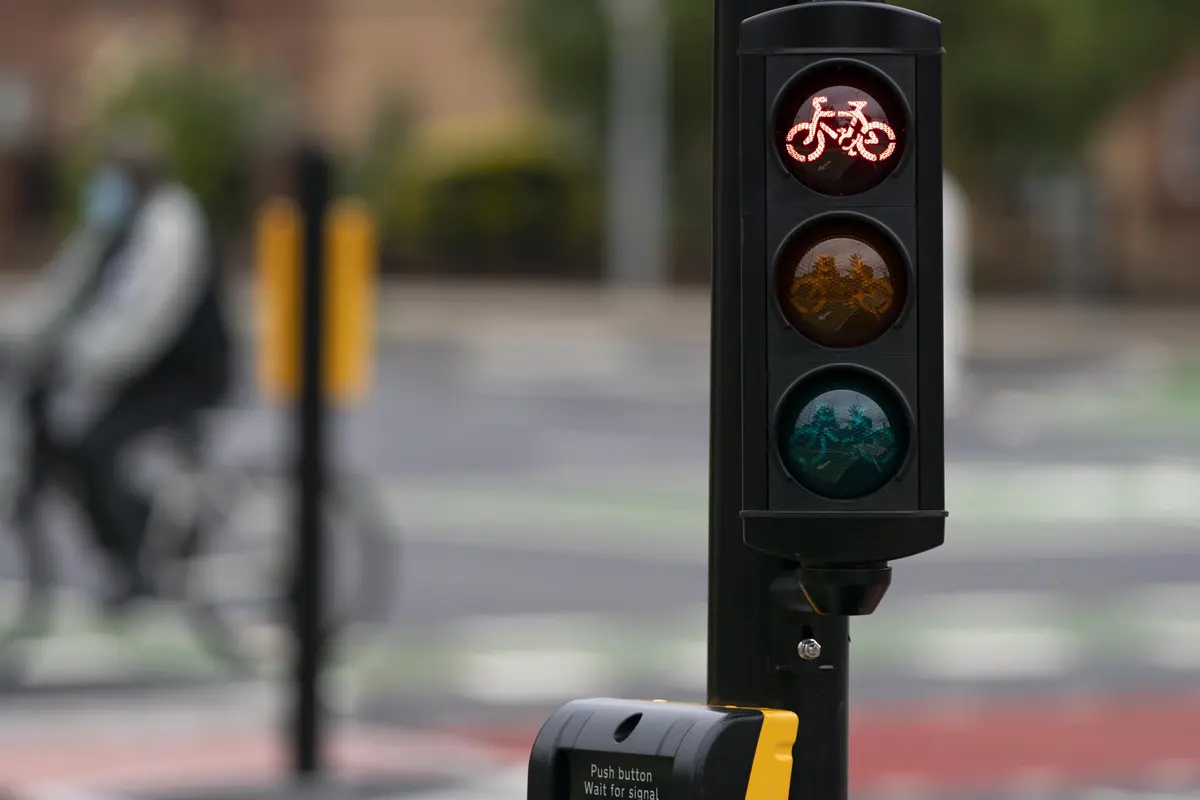 Melihat Uniknya Persimpangan untuk Pesepeda di Manchester