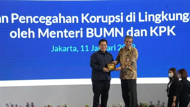 Korupsi di BUMN.