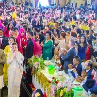 Jessica Mila dan Yakup Hasibuan baru saja menggelar pesta pernikahan begitu megah. Resepsi digelar di Balai Samudera, Kelapa Gading, Jakarta Utara dengan mengusung adat Batak Sabtu (6/5). Sebelumnya, keduanya resmi menikah di Gereja HKBP Rawamangun, Jakarta Timur, Jumat (5/5). [KapanLagi.com/Muhammad Akrom Sukarya]