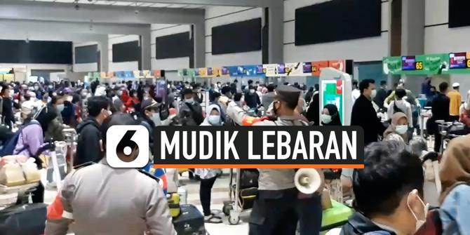 VIDEO: Bandara Soetta Makin Ramai Jelang Pelarangan Mudik Lebaran