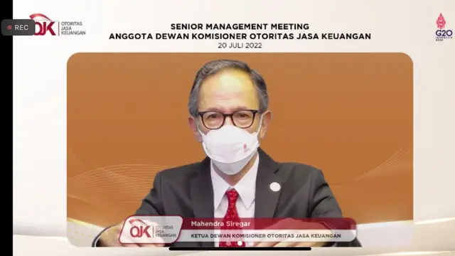 Ketua Dewan Komisioner Otoritas Jasa Keuangan (OJK) Mahendra Siregar dalam konferensi pers, Rabu (20/7/2022).