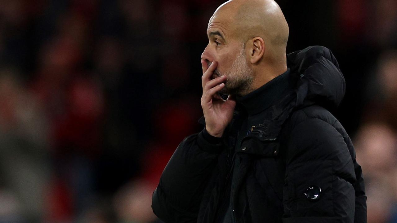 Gaya Pep Guardiola Pamer 6 Jari untuk Balas Ejekan Pendukung Liverpool