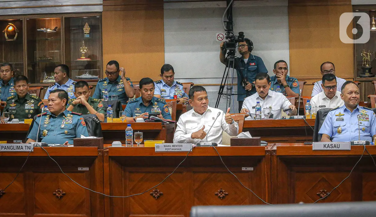 Rapat membahas anggaran Kementerian Pertahanan tahun 2024. (Liputan6.com/Faizal Fanani)