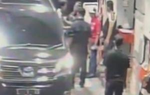 Polisi bergerak cepat meringkus pria mengaku aparat yang menganiaya tiga pegawai SPBU di kawasan Cipinang, Pulogadung, Jakarta Timur. (Foto: Tangkapan Layar Sosmed)