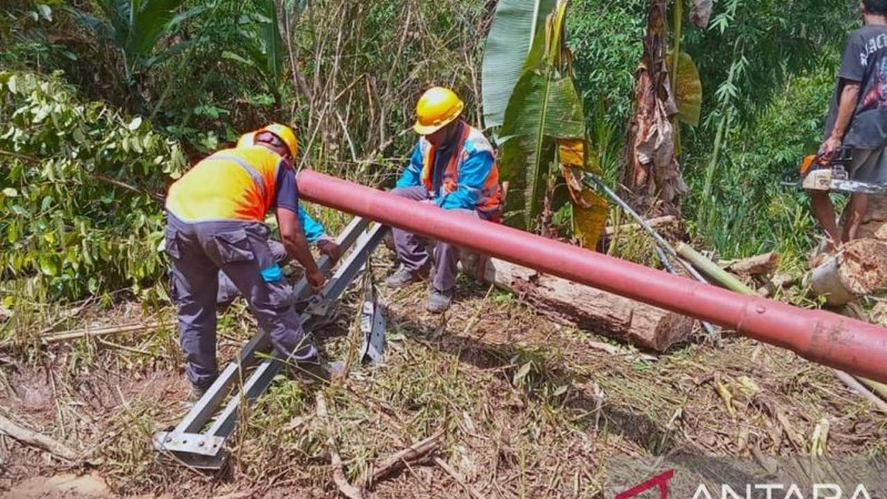 Kurang dari 72 Jam, PLN NTT Berhasil Pulihkan 90 Persen Pemulihan Listrik Nagekeo Pascabanjir Bandang