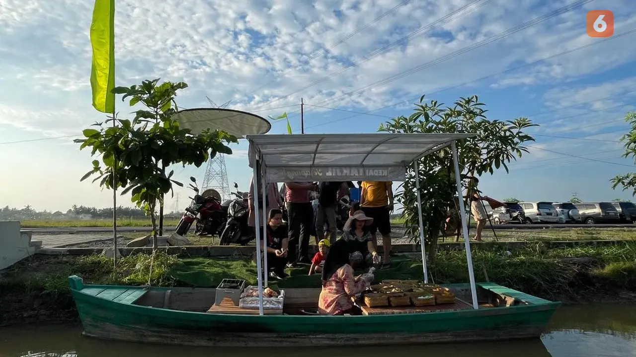 Kedai Takjil Terapung