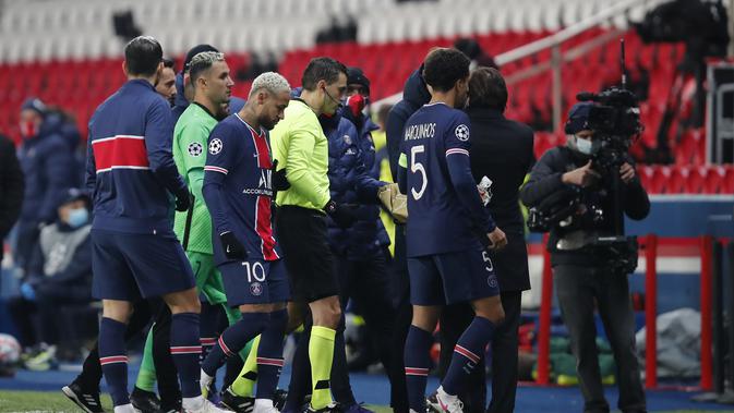 Legenda Chelsea Puji Sikap Pemain Psg Dan Istanbul Basaksehir Yang Menentang Rasisme Dunia Bola Com