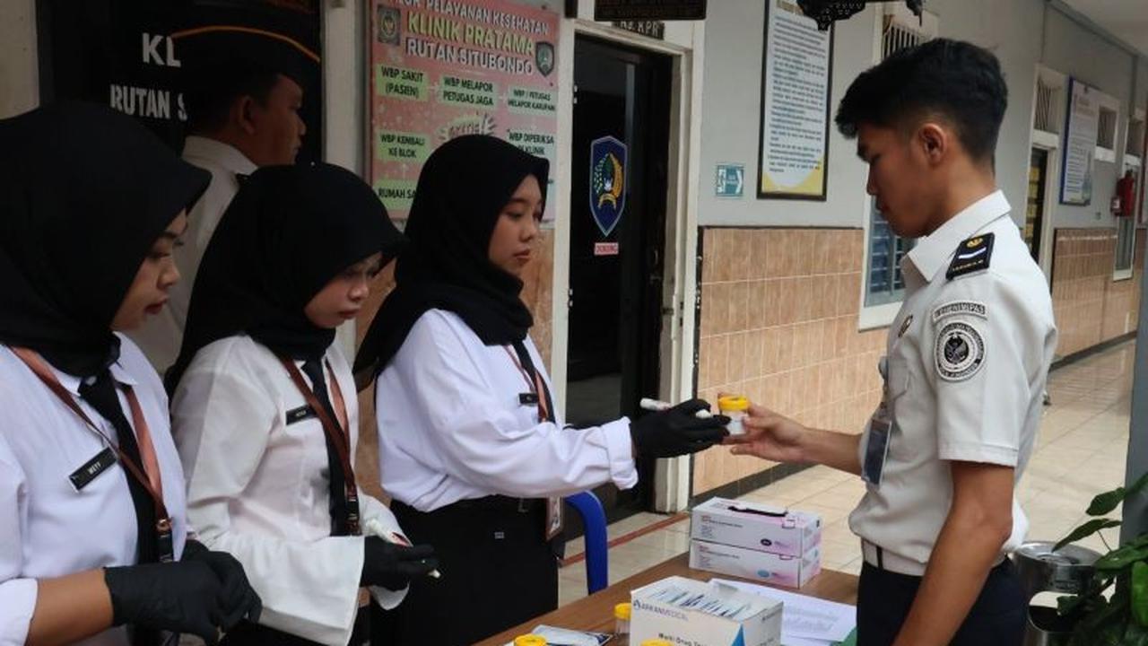 Perkuat Pengawasan, Tes Urine Rutan Situbondo Sasar Warga Binaan dan Petugas