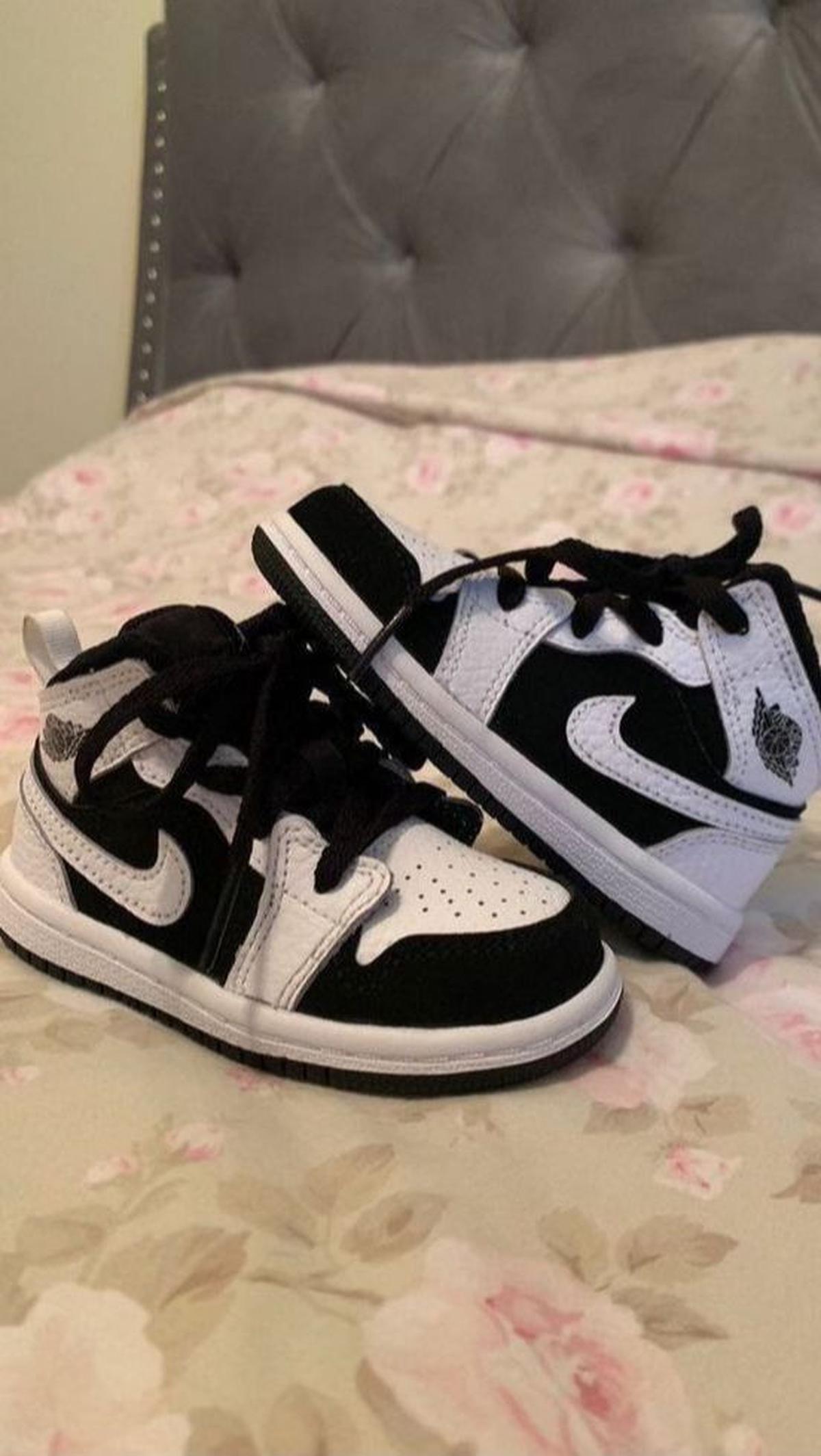 5. XAVIER Sepatu Sport Anak, Bikin Keren saat Olahraga