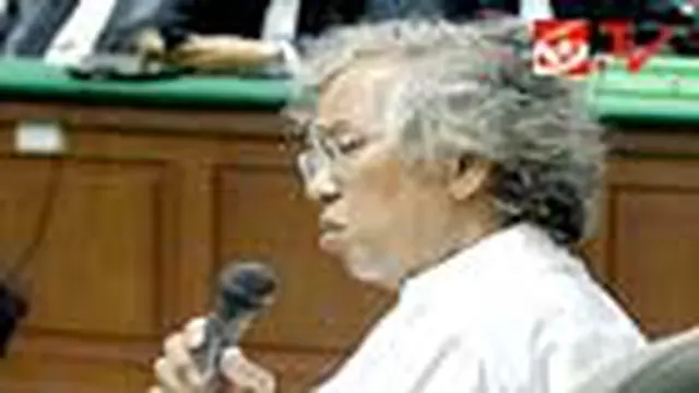Panda Nababan Dituntut Tiga Tahun