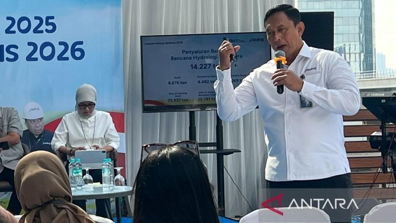 Bulog Siapkan Stok Beras Bencana 50 Ton di Bandara dan Pelabuhan Sumatra
