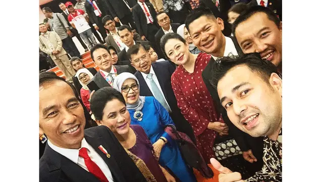 Raffi Ahmad dan Iriana Jokowi