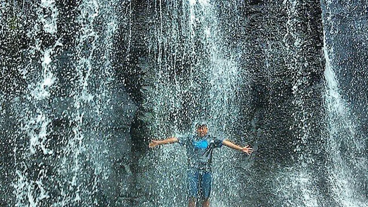 Air Terjun Tangkahan