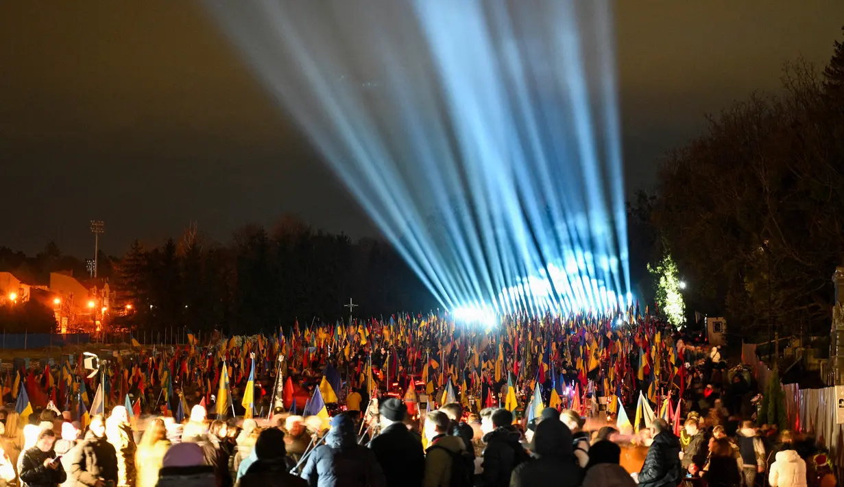 Dua tahun lalu, tepatnya pada 24 Februari 2022, Rusia melancarkan invasinya terhadap Ukraina. (YURIY DYACHYSHYN/AFP)