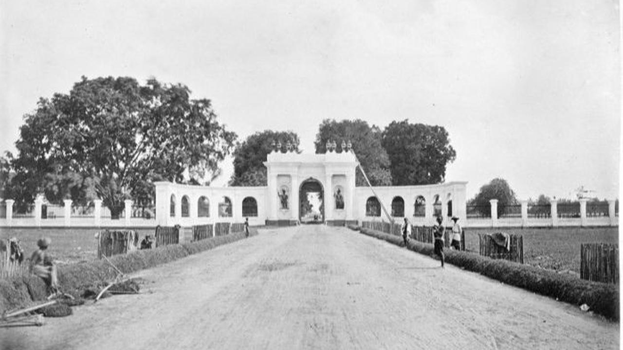 Dibangun Sebagai Gerbang Masuk Menuju Batavia