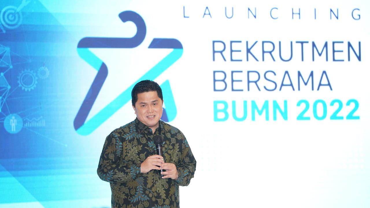 Menteri BUMN Erick Thohir meluncurkan Program Rekrutmen Bersama BUMN 2022 pada Selasa (12/4/2022). (Foto: Kementerian BUMN/Permana Aji)