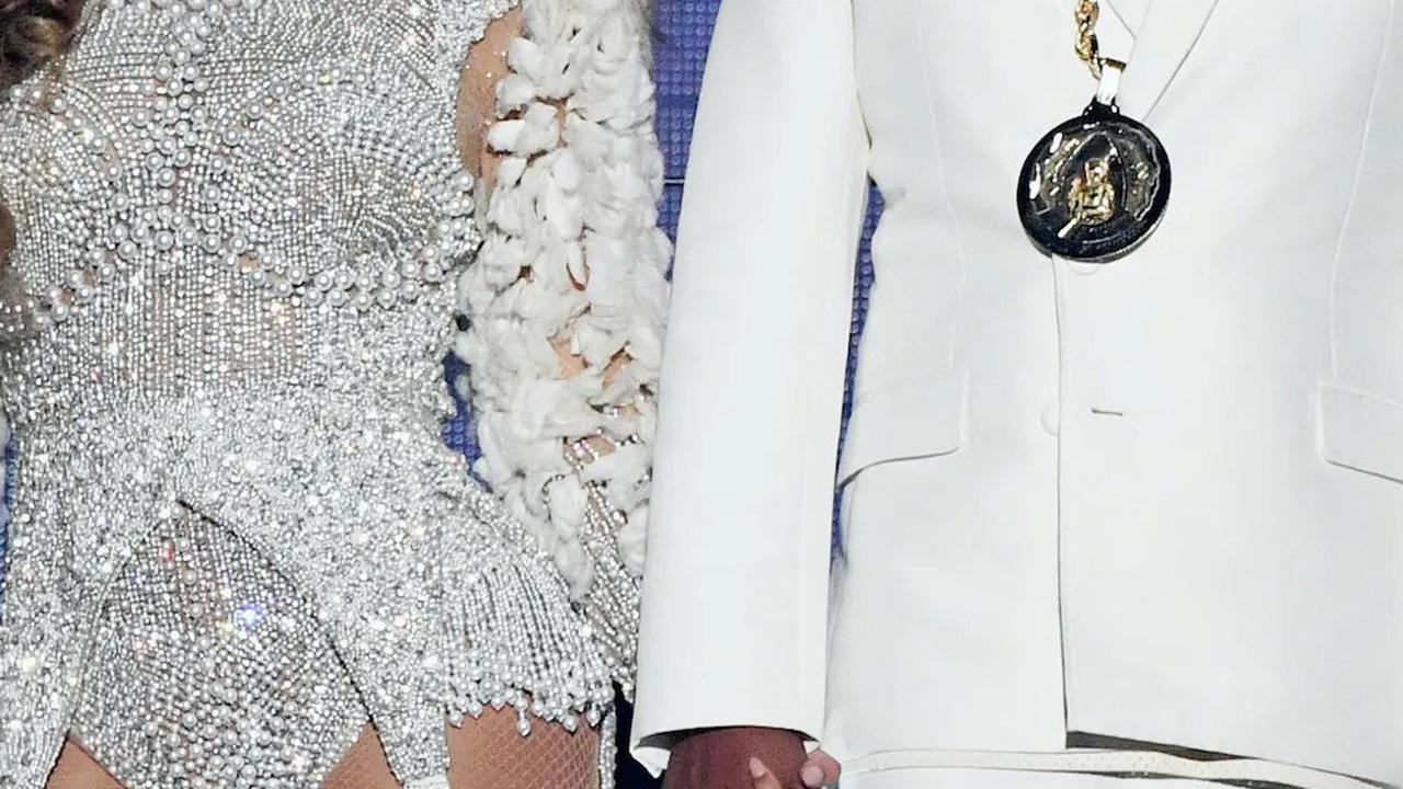 7.&nbsp;Jay-Z dan Beyonce: Rumah Mewah di Kawasan Elit Hollywood