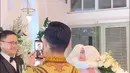 Momen haru Larissa dan Nadya yang memeluk erat hingga tak kuasa menahan air mata. Dari video singkat, tampak Larissa tak kuasa menahan air mata. [Instagram/larissachou]