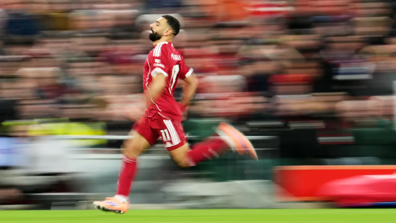 Aksi Mohamed Salah di laga Liverpool vs Brighton di pekan ke-16 Liga Inggris 2025/2026 di Anfield, Sabtu (13/12/2025)