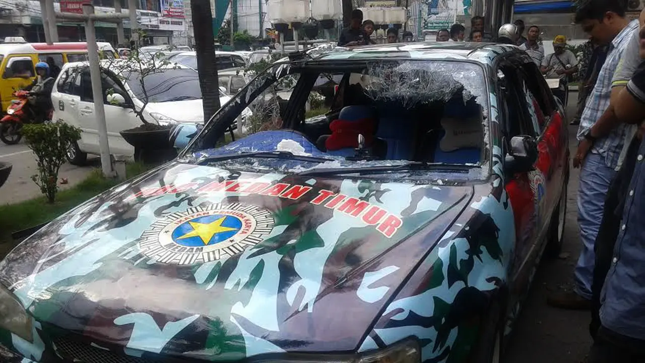 Bentrok ormas di Medan