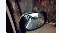 Ada Tawuran Warga, Hindari Jalan Tambak Manggarai