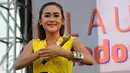 Cita Citata mengaku memberikan sebuah rumah untuk sang ibu. Apalagi kini karier pelantun 'Goyang Dumang' itu juga semakin moncer, Jakarta, Senin (15/6/2015). (Liputan6.com/Faisal R Syam) 