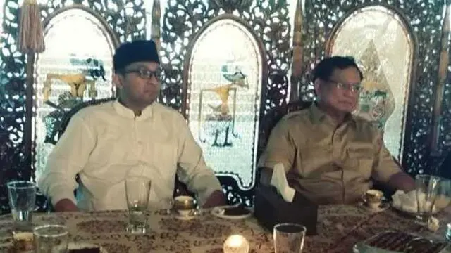 Sekretaris Jenderal Rekonsiliasi Masyarakat Indonesia (Sekjen Rekat Indonesia), Heikal Safar bersama Ketua Umum Partai Gerindra Prabowo Subianto (Istimewa)