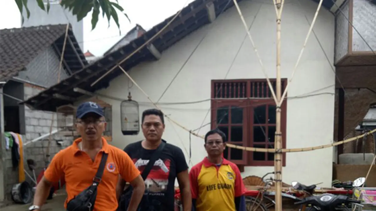 Tersambar petir