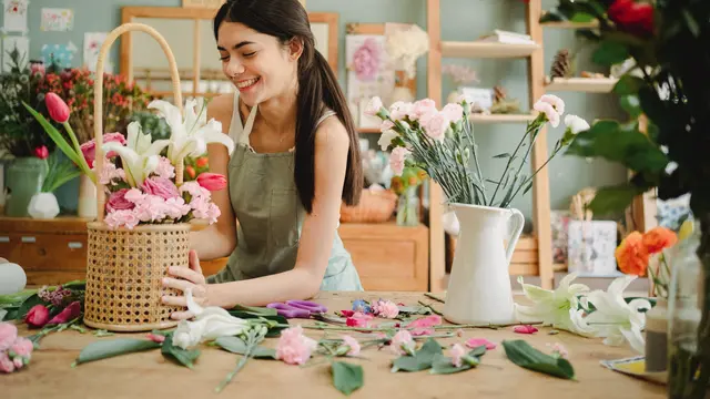 Ilustrasi merangkai bunga