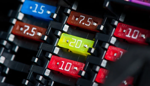 Inilah cara membaca kode sekring mobil yang baik bagi pengemudi (Suzuki)