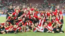 Pemain Athletic Bilbao merayakan kemenangan usai menang agregat atas Barcelona di leg kedua Piala Super Spanyol di stadion Camp Nou, Barcelona, Spanyol, (18/8/2015).  Athletic Bilbao menang dengan agregat akhir 1-5. (AFP/QUIQUE GARCIA)